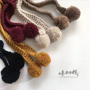 کلاه بافت منگوله دار NH117