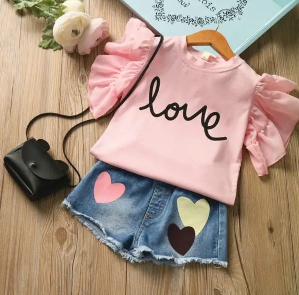 ست تیشرت و شلوارک love